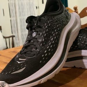 HOKA Kawana Women size 8